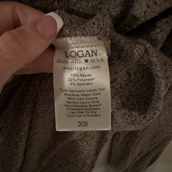 Pink Sweatshirt with Crossties - XS Logan brand - Picture 4 of 4